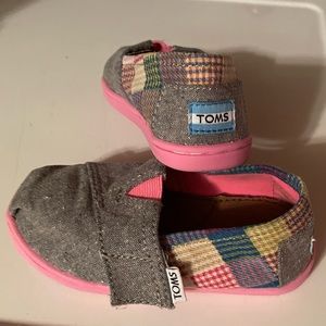TOMS Children's Shoes Size Toddler 7